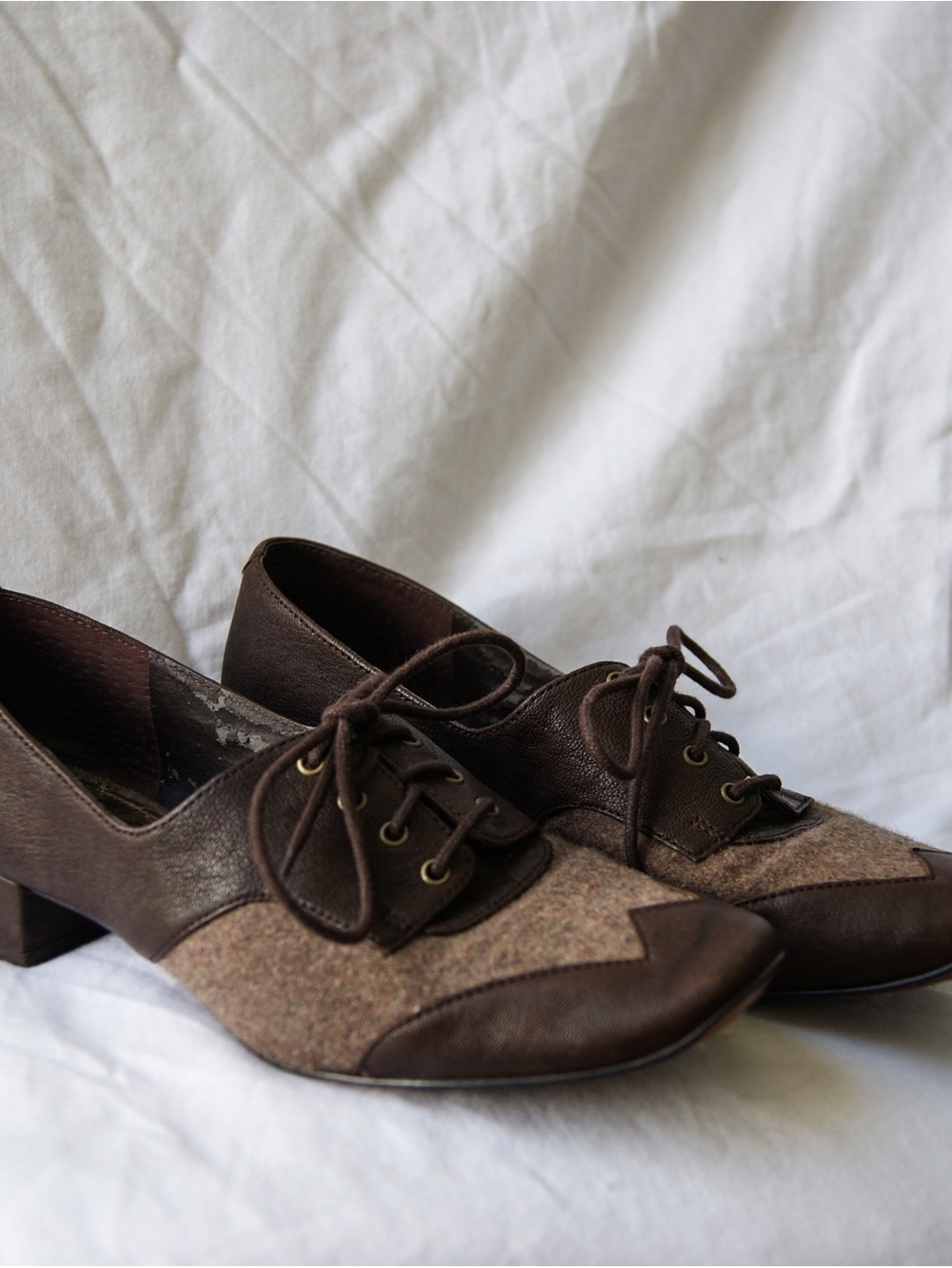 Sam Edelman Women's Brown Lace-Up Low Heel Oxford